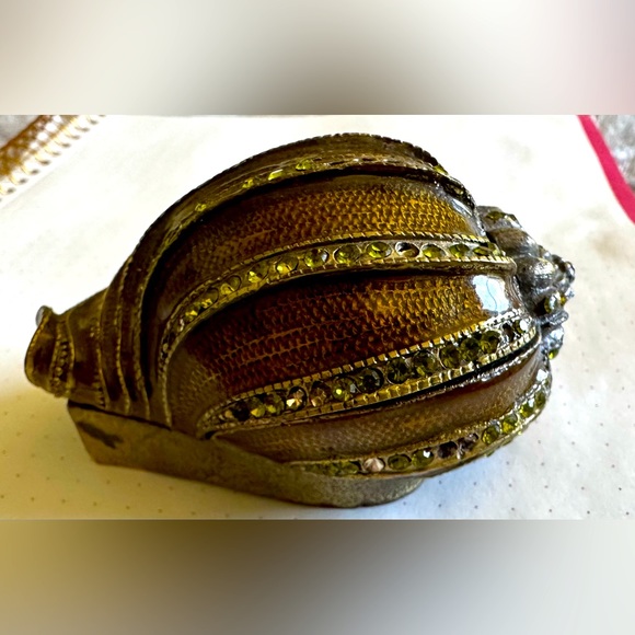 Vintage Enamel & Jeweled Sea Shell Trinket Box. - Picture 5 of 8